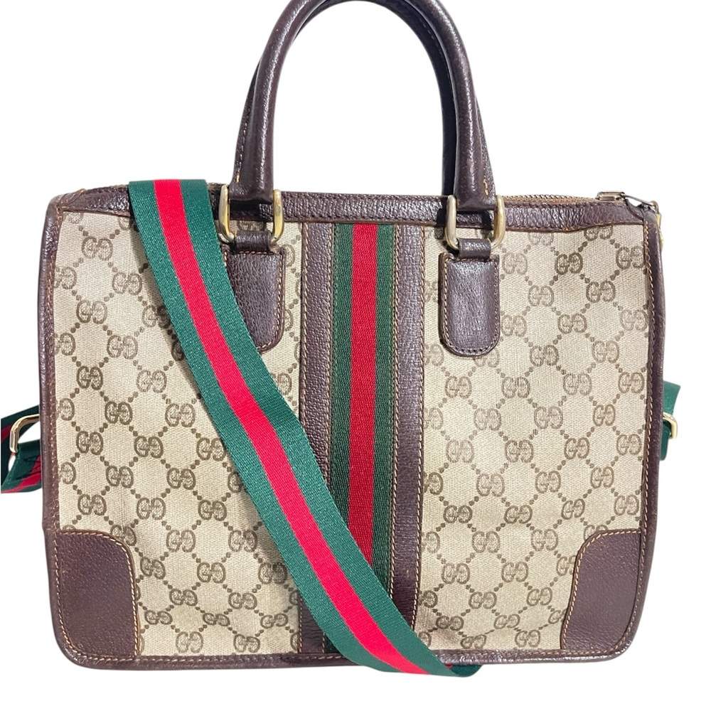 Gucci Beige GG Supreme Bag/Crossbody